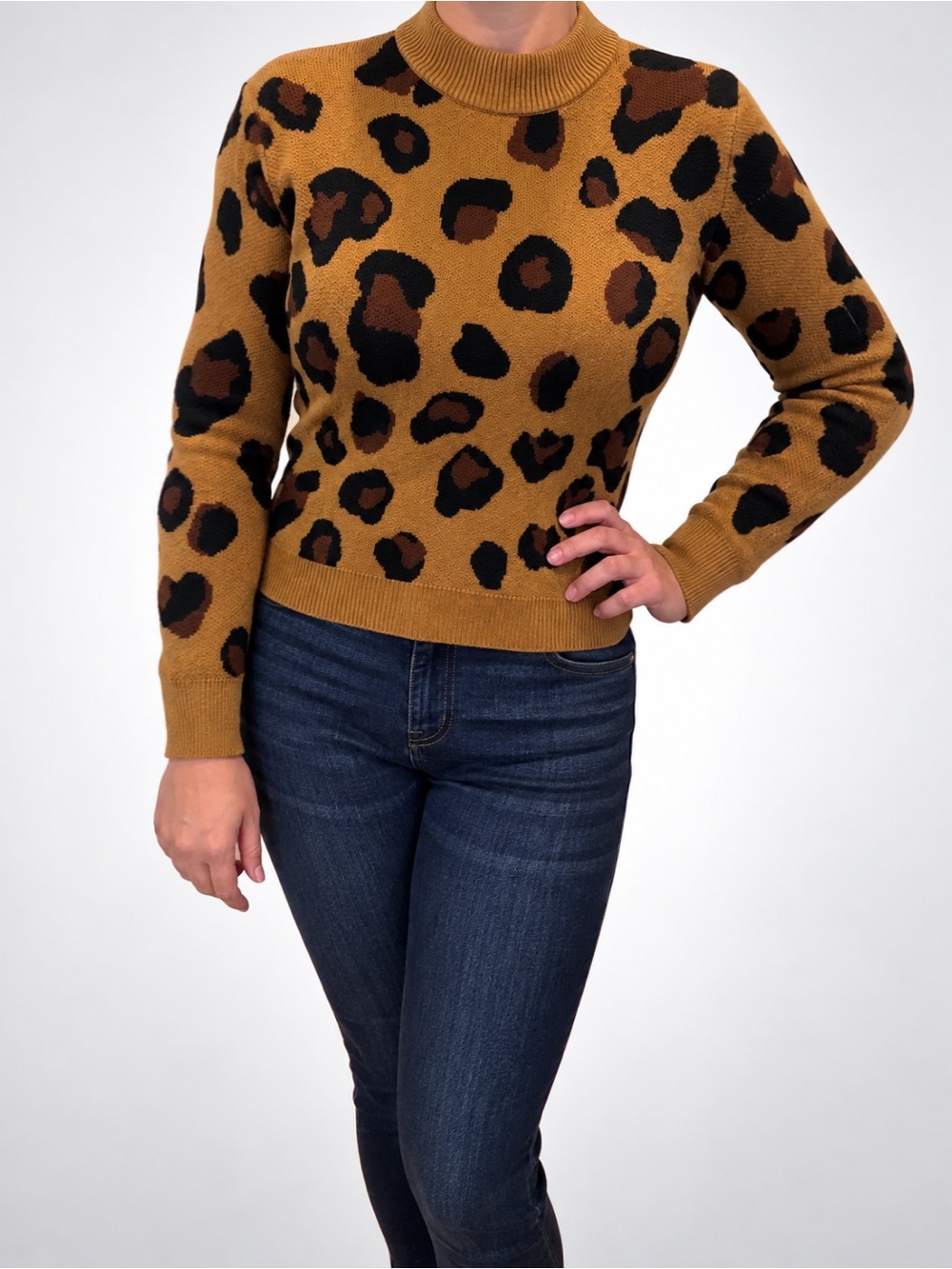 Who What Wear Leopard Print Crewneck Sweater, Size XS
